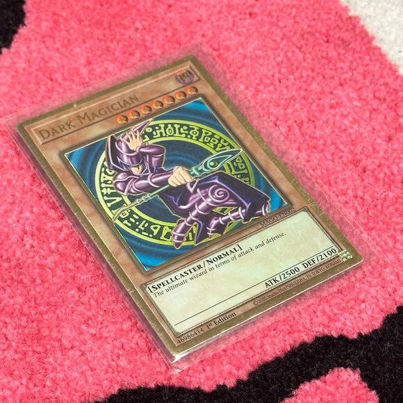 Dark Magician MAGO-EN002 [1st Edition Gold Rare] – Yu-Gi-Oh! Maximum Gold - Picture 5 of 8